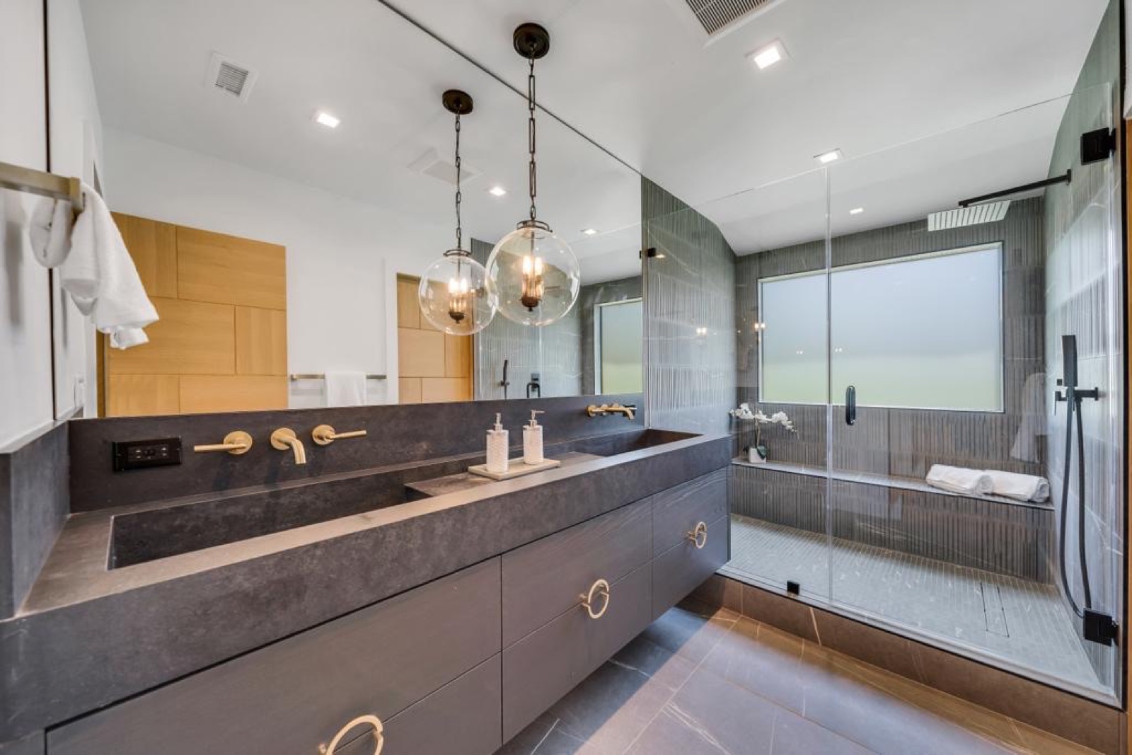Encino: Modern Edge - photo 10